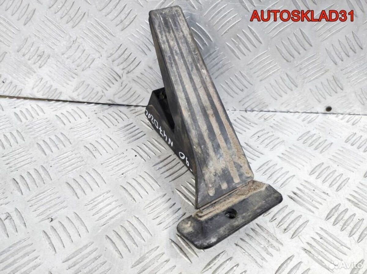 Педаль газа BMW E90 2,0 N47D20C 35426789999 Дизель - АвтоСклад31.рф - авторазборка контрактные б/у запчасти в г. Белгород