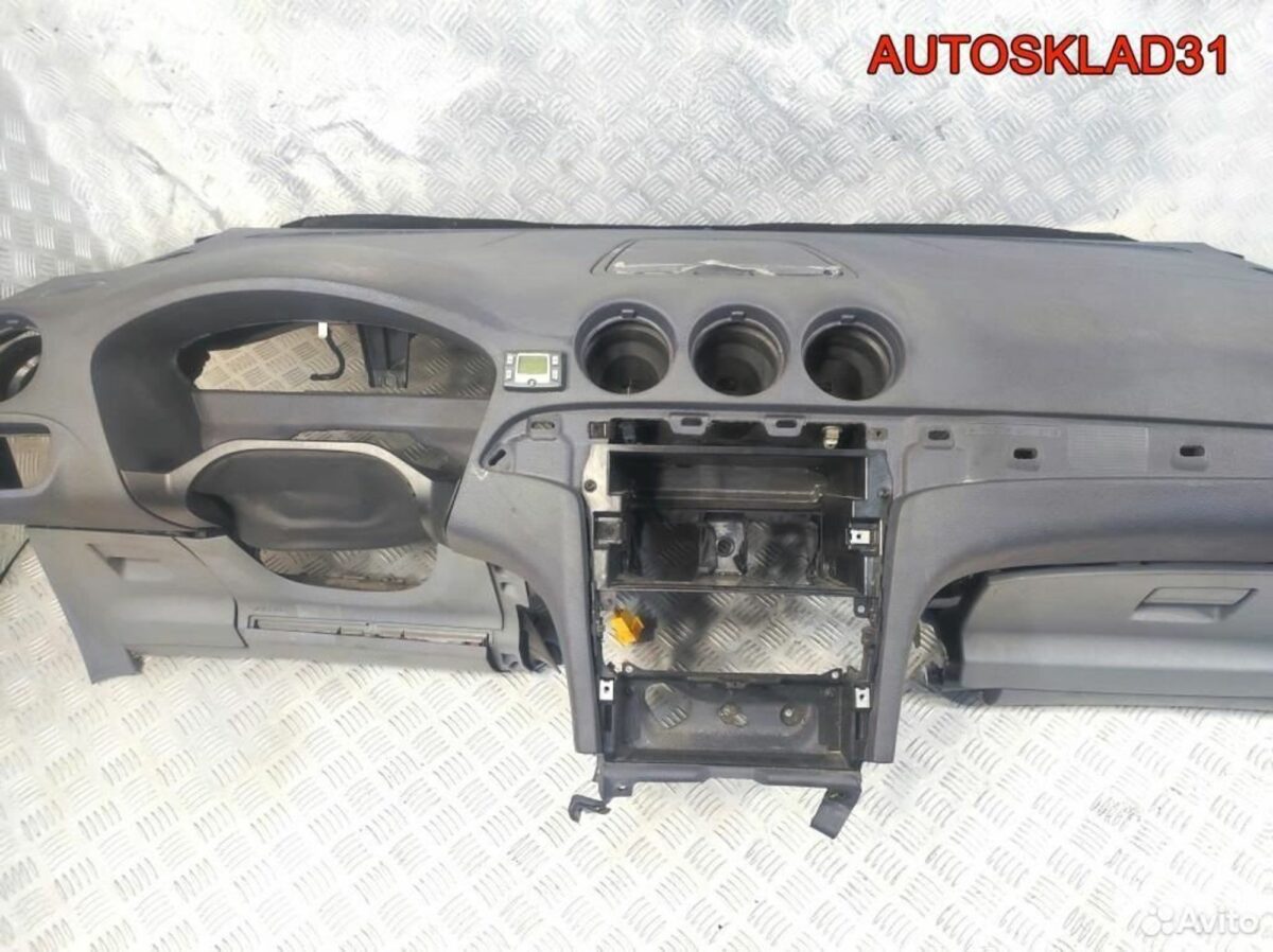 Торпедо с AIR BAG Ford Galaxy 1493935 - АвтоСклад31.рф - авторазборка контрактные б/у запчасти в г. Белгород