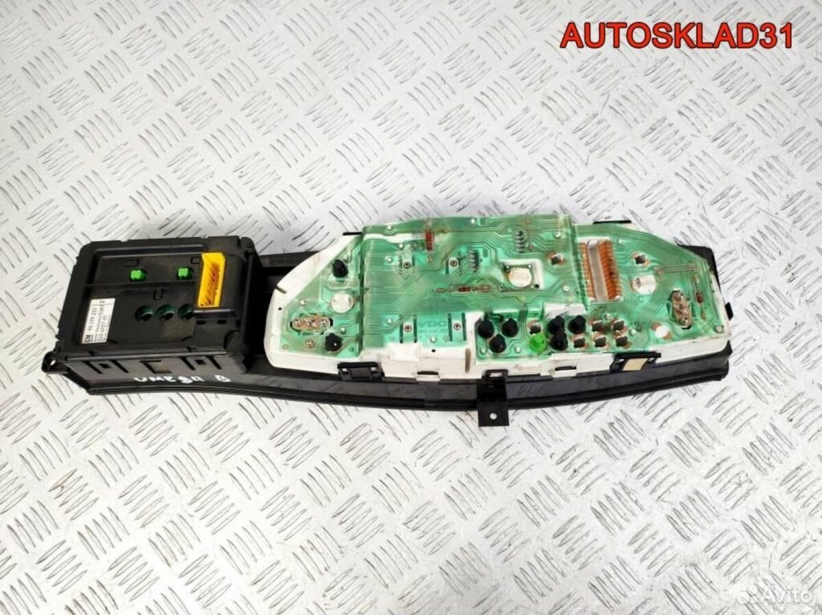 Панель приборов Opel Omega B 90457947 Бензин - АвтоСклад31.рф - авторазборка контрактные б/у запчасти в г. Белгород