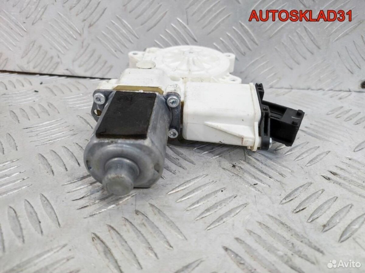 Моторчик стеклоподъёмника Opel Astra H 13193245 - АвтоСклад31.рф - авторазборка контрактные б/у запчасти в г. Белгород