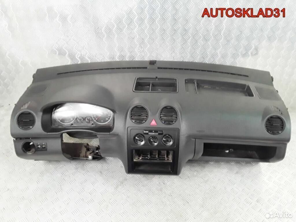 Панель приборная торпедо VW Caddy 3 2k1857003ee71n - АвтоСклад31.рф - авторазборка контрактные б/у запчасти в г. Белгород Панель приборная торпедо VW Caddy 3 2k1857003ee71n - АвтоСклад31.рф - авторазборка контрактные б/у запчасти в г. Белгород