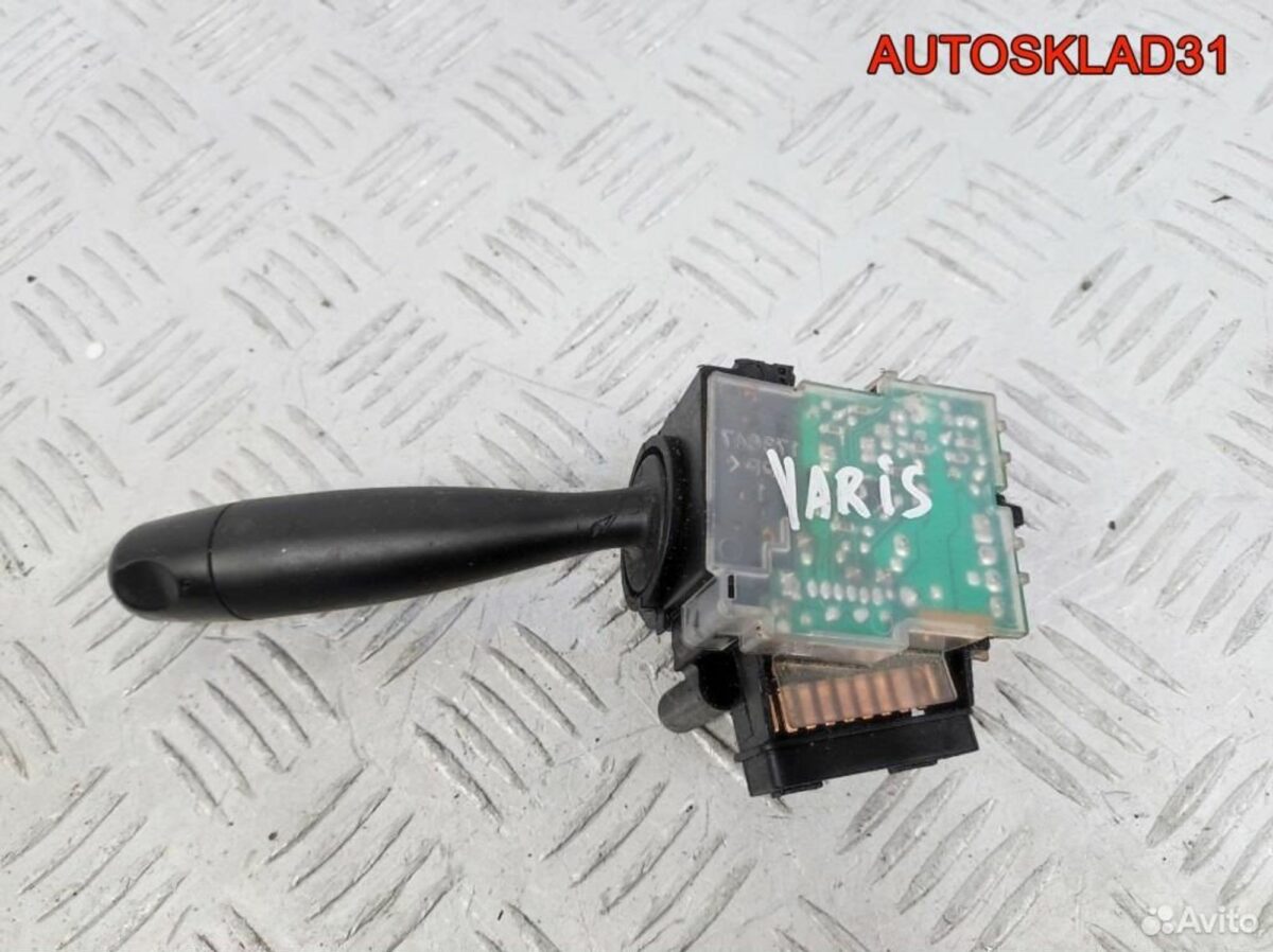 Переключатель дворников Toyota Yaris 8465252040 - АвтоСклад31.рф - авторазборка контрактные б/у запчасти в г. Белгород