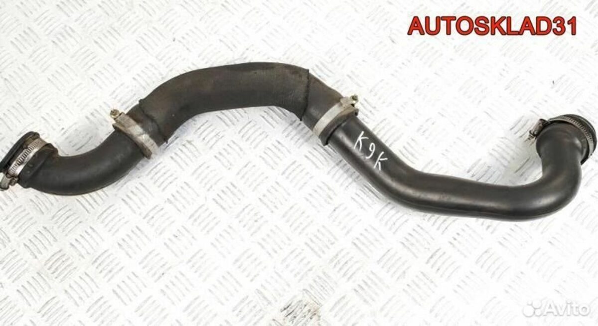 Патрубок интеркулера Renault Kangoo K9K 8200164148 - АвтоСклад31.рф - авторазборка контрактные б/у запчасти в г. Белгород