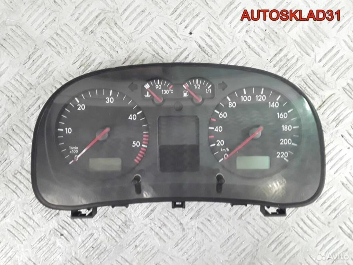 Панель приборов VW Golf 4 1J0920826B дизель - АвтоСклад31.рф - авторазборка контрактные б/у запчасти в г. Белгород
