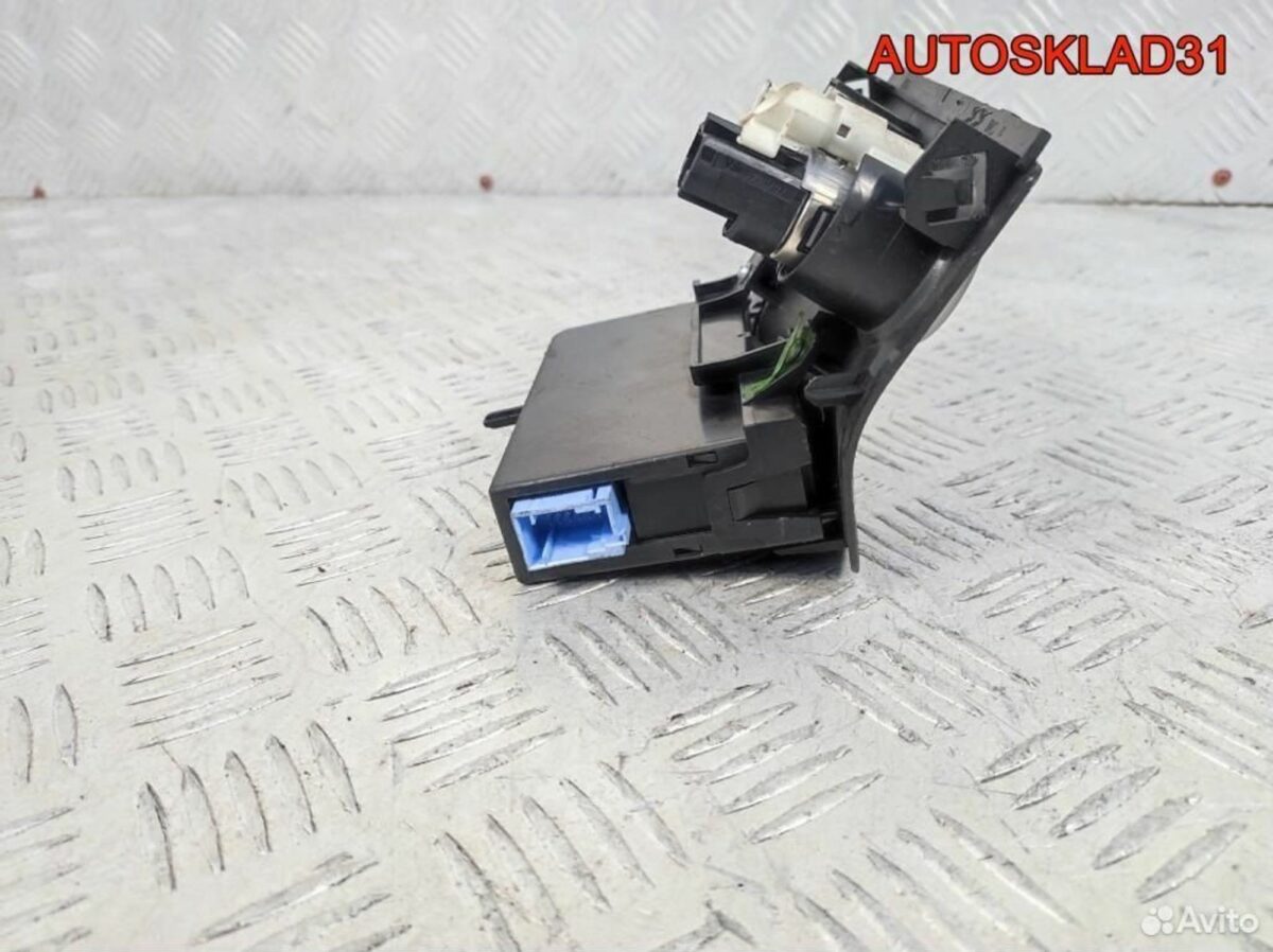 Замок зажигания Renault Espace 4 8200104020 - АвтоСклад31.рф - авторазборка контрактные б/у запчасти в г. Белгород