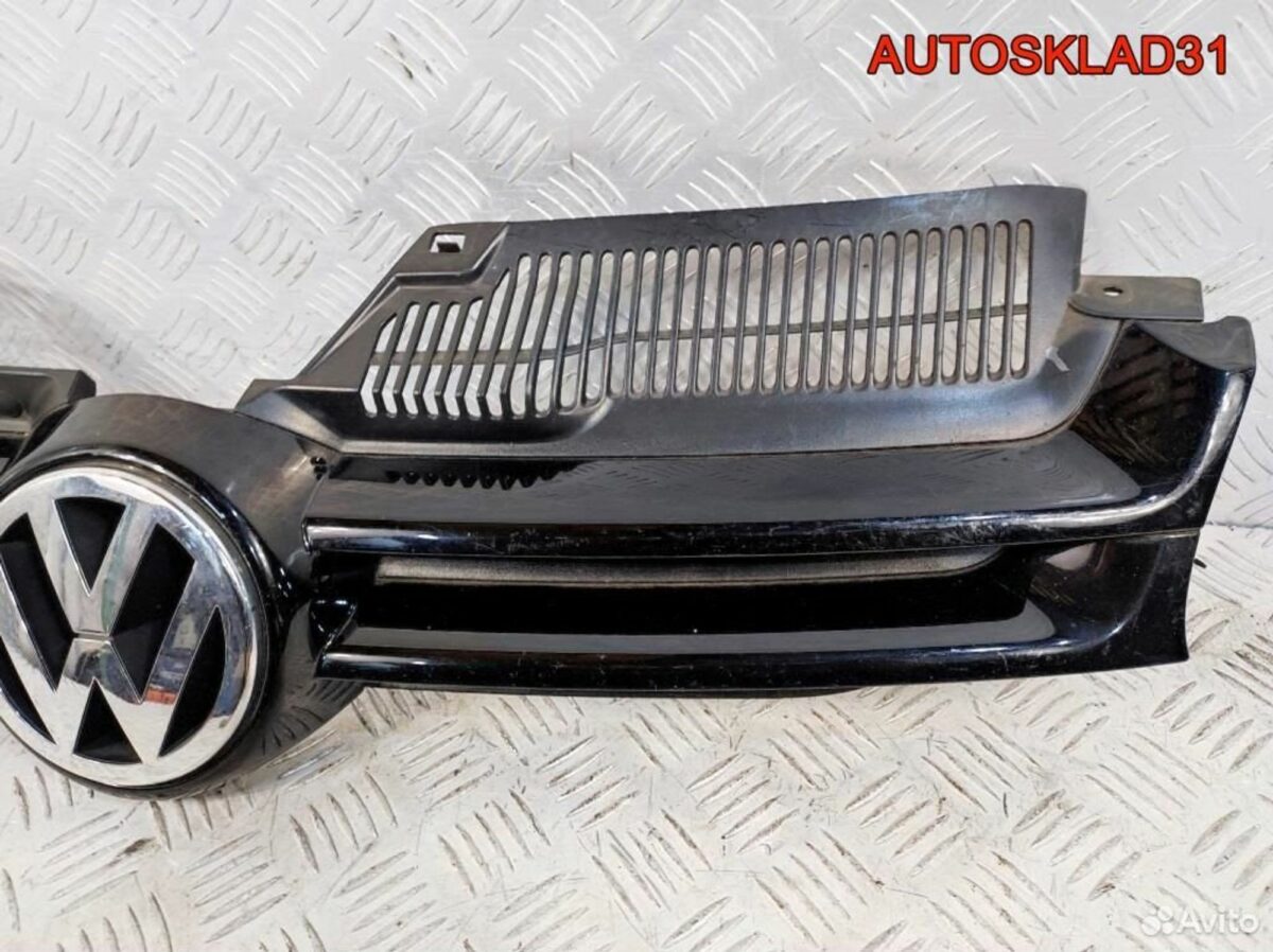 Решетка радиатора Volkswagen Golf 5 1K0853655A - АвтоСклад31.рф - авторазборка контрактные б/у запчасти в г. Белгород