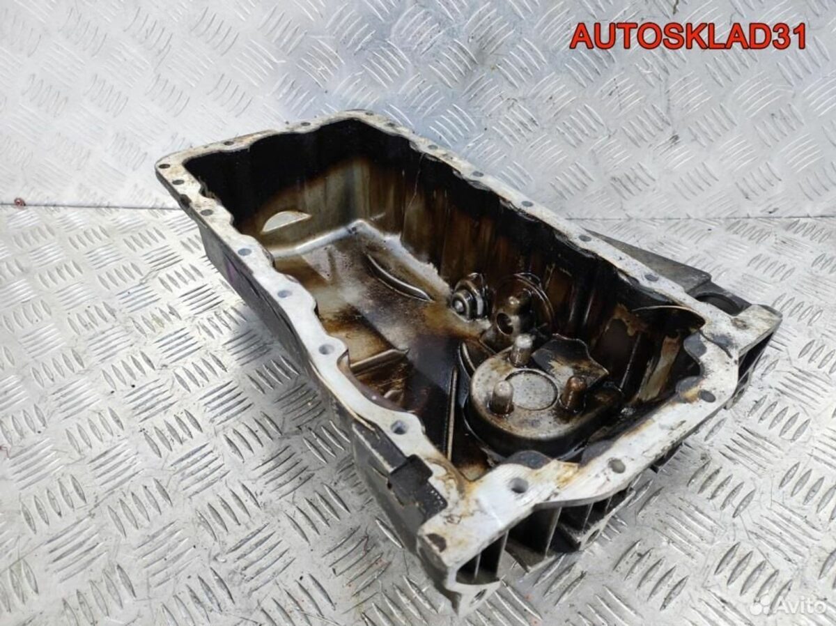 Поддон масляный двигателя VW Golf 4 038103603L - АвтоСклад31.рф - авторазборка контрактные б/у запчасти в г. Белгород