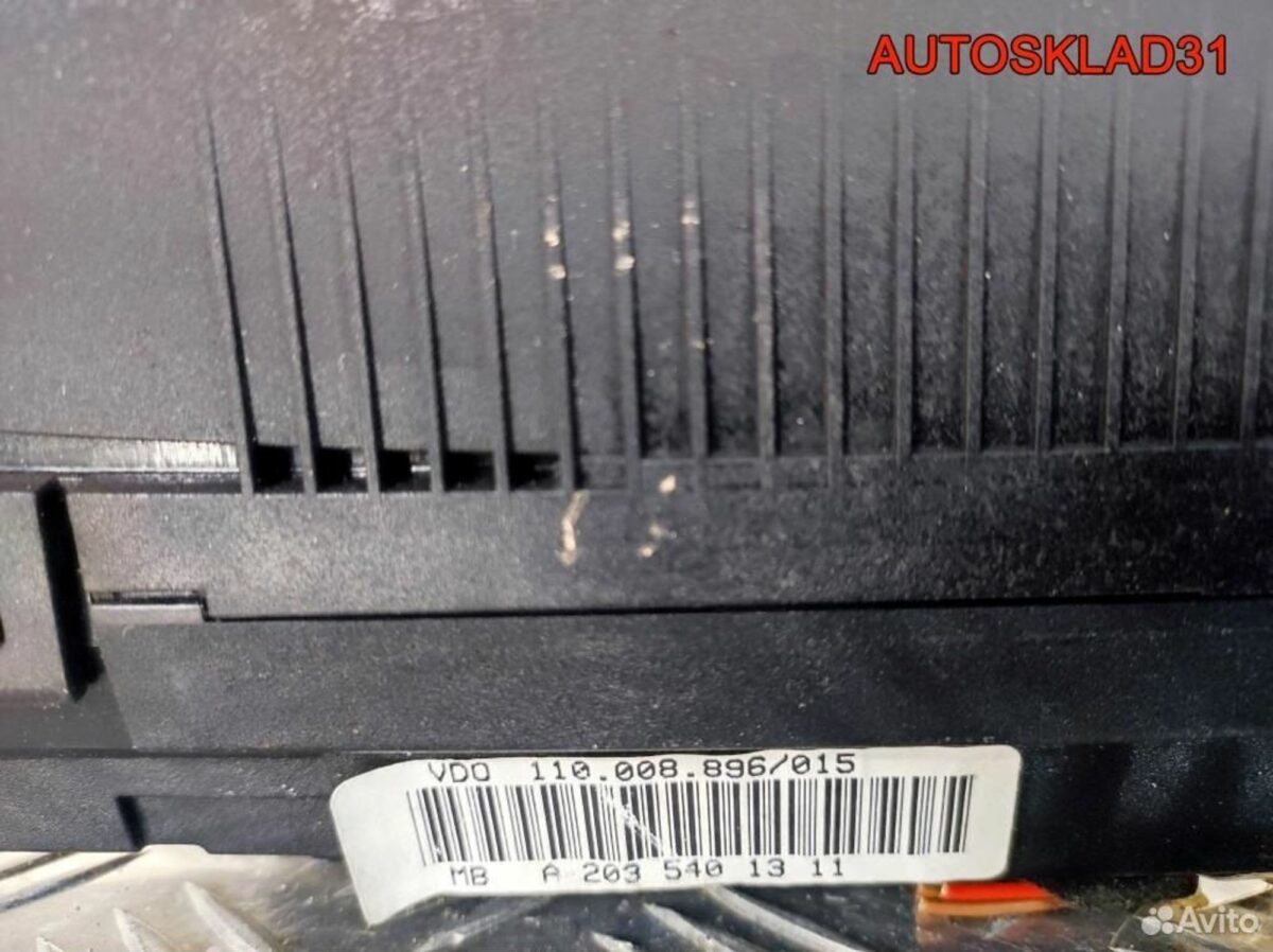 Панель приборов Mercedes Benz W203 A2035401311 - АвтоСклад31.рф - авторазборка контрактные б/у запчасти в г. Белгород