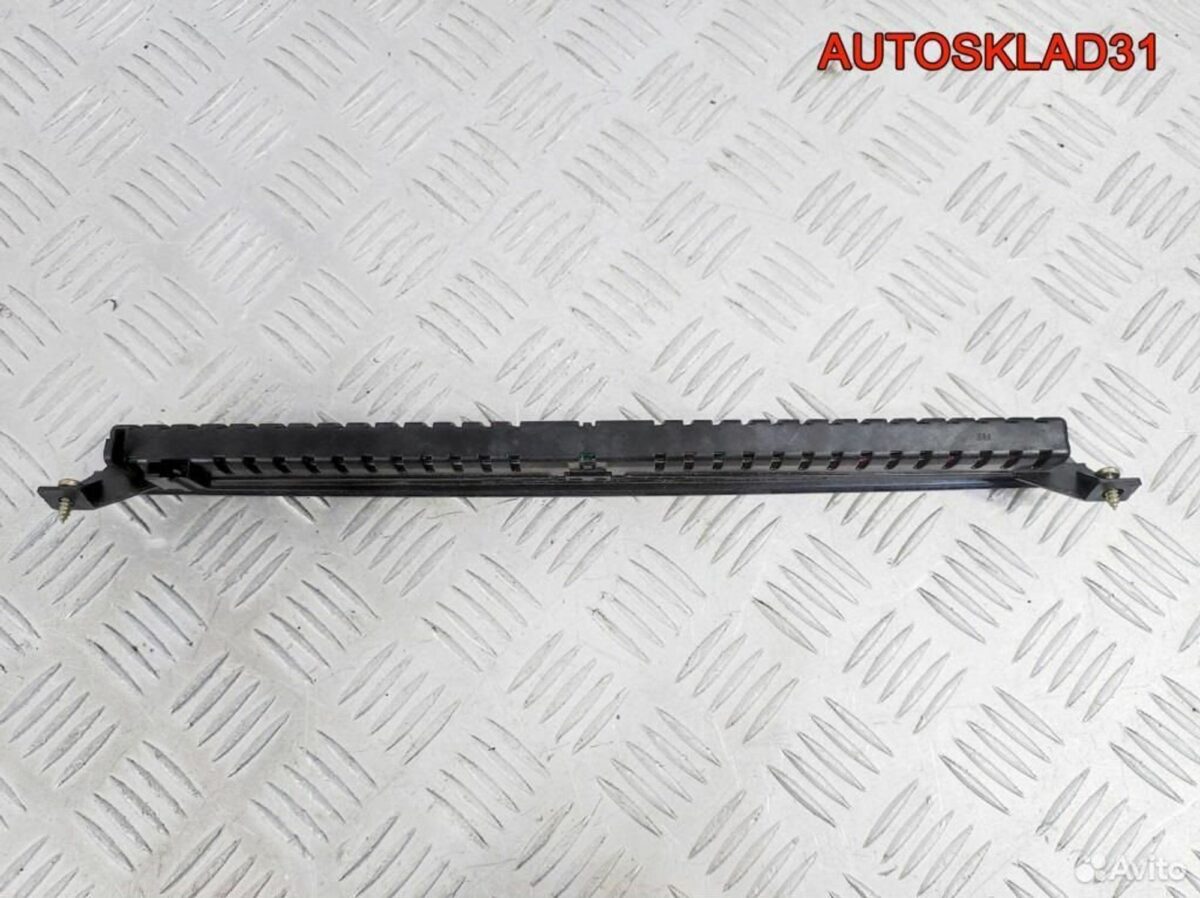 Фонарь задний Стоп сигнал VW Golf 4 1J6945097C - АвтоСклад31.рф - авторазборка контрактные б/у запчасти в г. Белгород