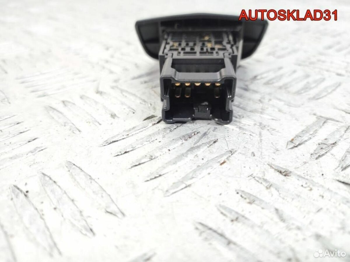 Кнопка аварийной сигнализации Nissan Primera P12E - АвтоСклад31.рф - авторазборка контрактные б/у запчасти в г. Белгород