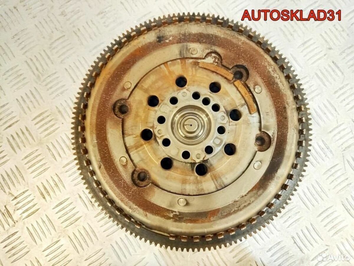 Маховик Мерседес Бенц В211 2.2 646.963 A6460300405 - АвтоСклад31.рф - авторазборка контрактные б/у запчасти в г. Белгород