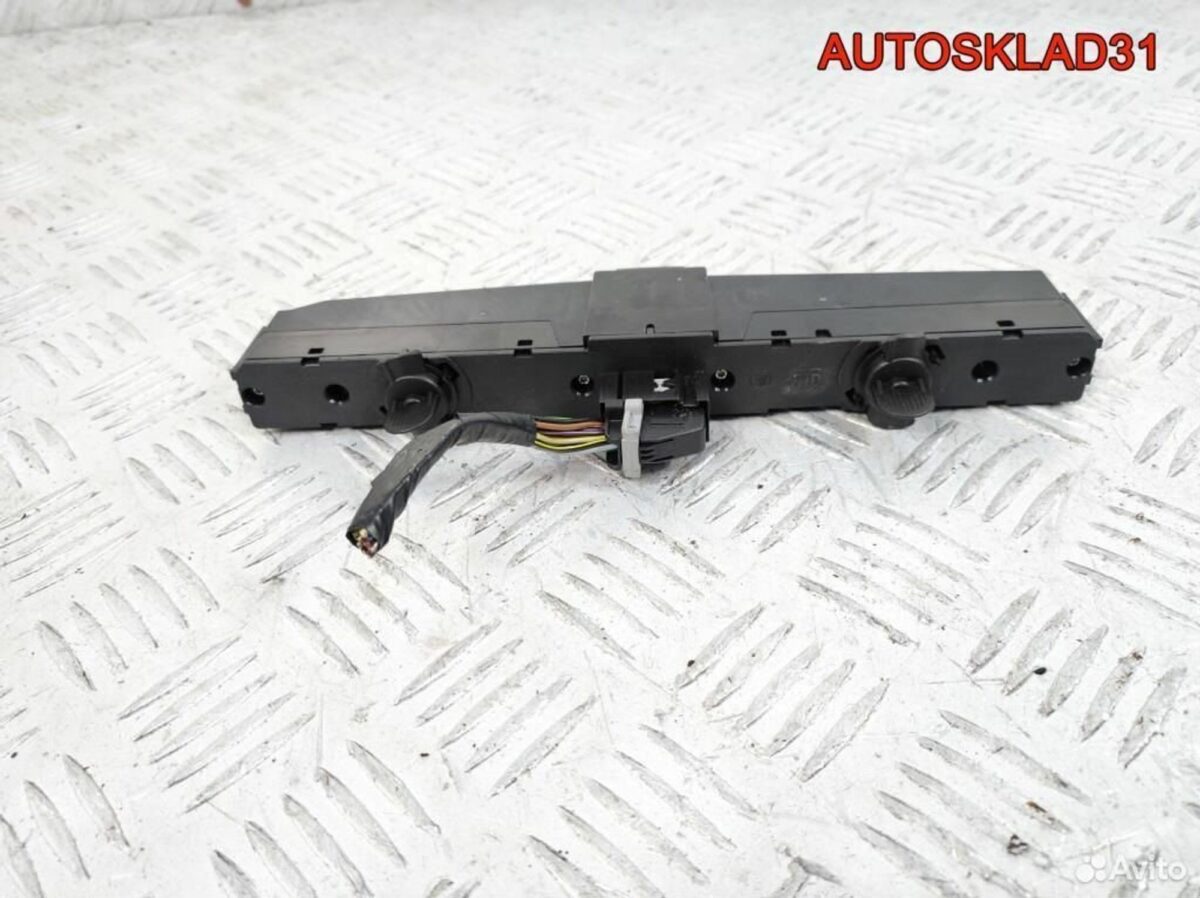 Блок кнопок Opel Zafira B 13100112 - АвтоСклад31.рф - авторазборка контрактные б/у запчасти в г. Белгород