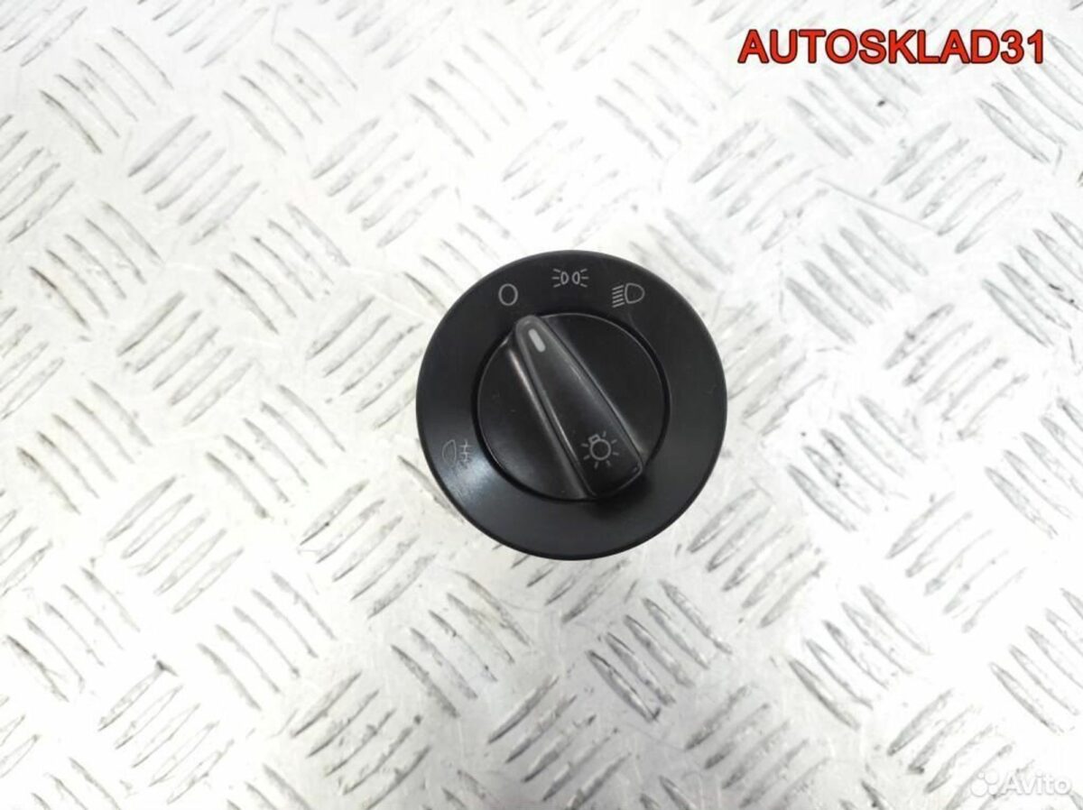 Переключатель света VW Passat B5 1C0941531C - АвтоСклад31.рф - авторазборка контрактные б/у запчасти в г. Белгород