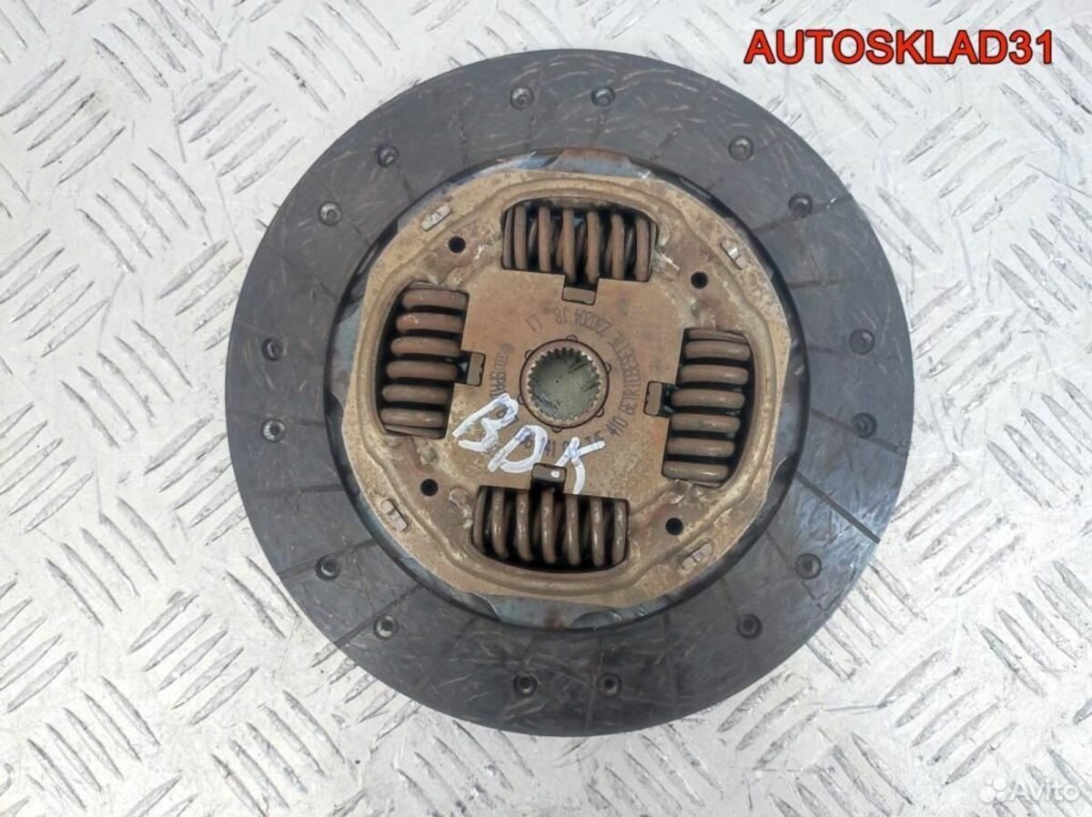 Диск сцепления VW Golf 5 2.0 BDK 036141032T - АвтоСклад31.рф - авторазборка контрактные б/у запчасти в г. Белгород