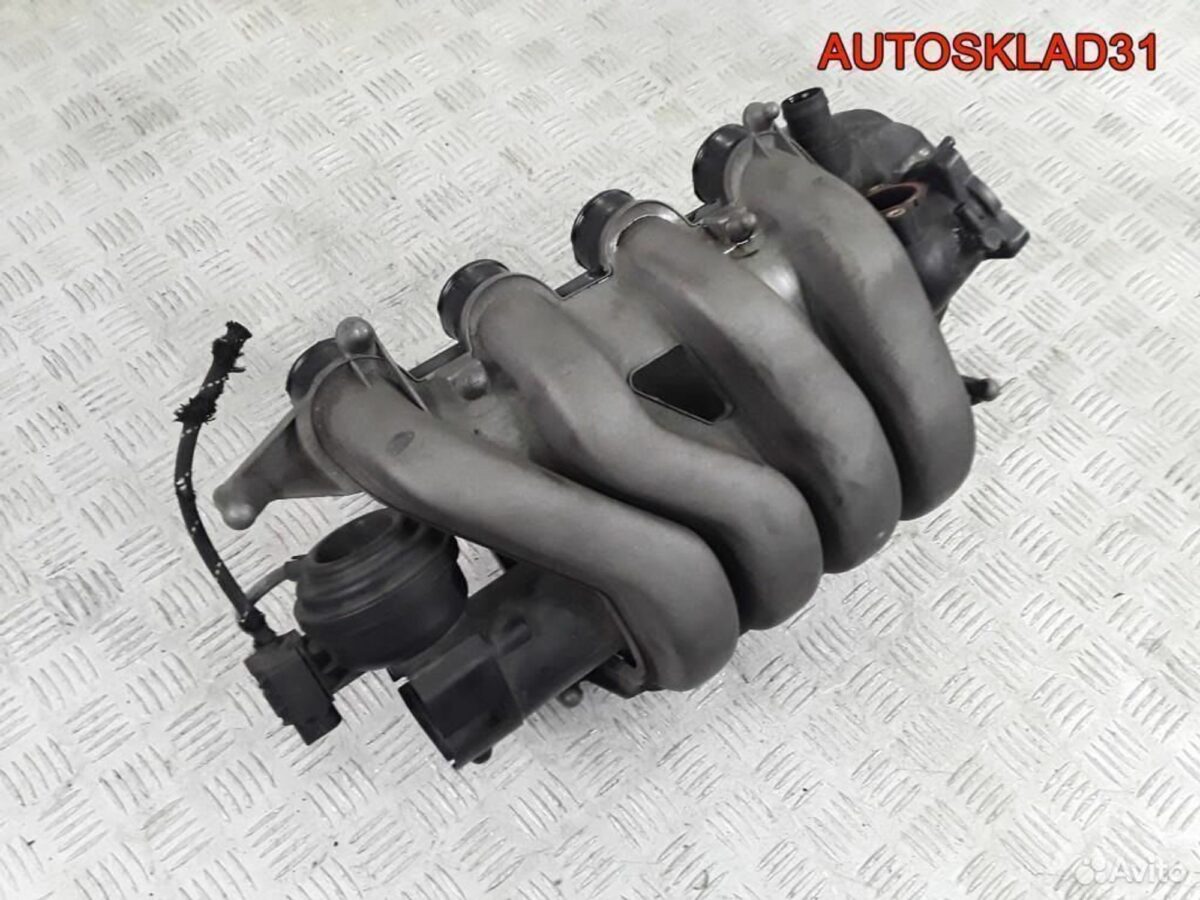 Коллектор впускной VW Passat B6 2.0 BLR 06F133210K - АвтоСклад31.рф - авторазборка контрактные б/у запчасти в г. Белгород