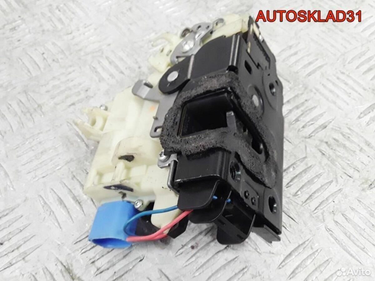 Замок двери передней правой VW Polo 9N 3B1837016CC - АвтоСклад31.рф - авторазборка контрактные б/у запчасти в г. Белгород