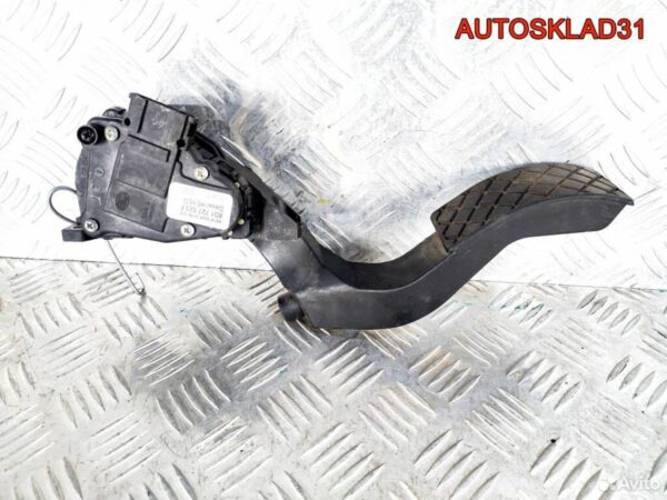 Поводок стеклоочистителя левый Vito 638 6388202344 - АвтоСклад31.рф - авторазборка контрактные б/у запчасти в г. Белгород