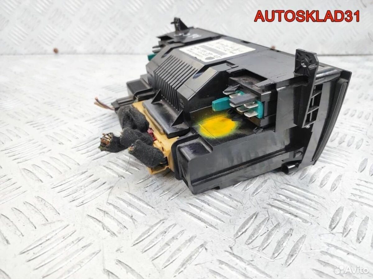 Блок управления климата Audi A6 C5 4B0820043Q - АвтоСклад31.рф - авторазборка контрактные б/у запчасти в г. Белгород