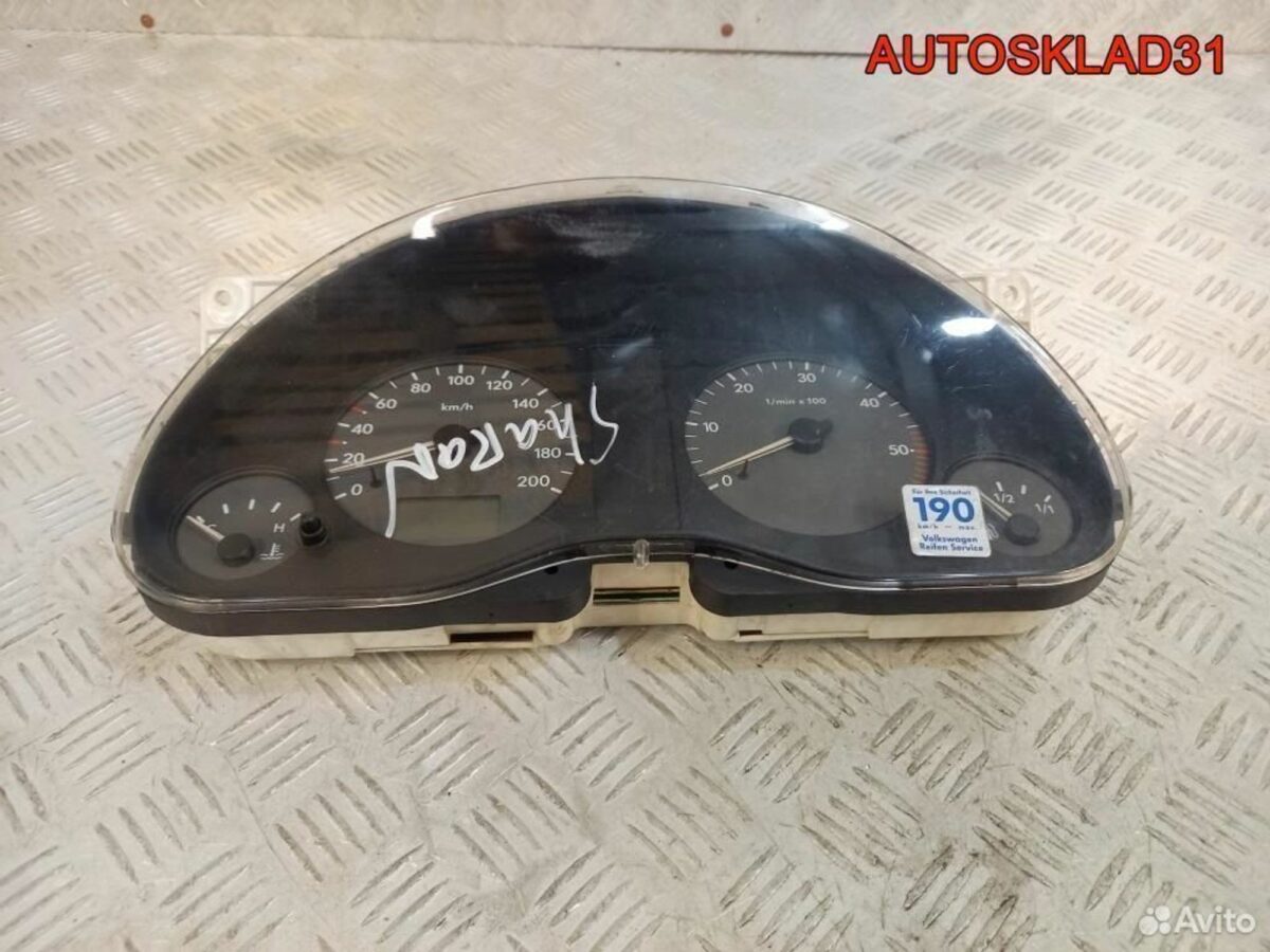 Панель приборов Volkswagen Sharan 7M0920800S - АвтоСклад31.рф - авторазборка контрактные б/у запчасти в г. Белгород