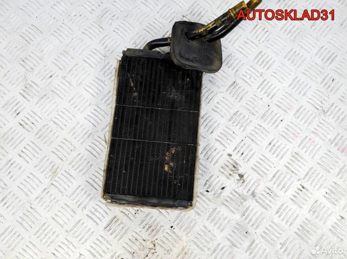 Радиатор отопителя Ford 111740 - АвтоСклад31.рф - авторазборка контрактные б/у запчасти в г. Белгород