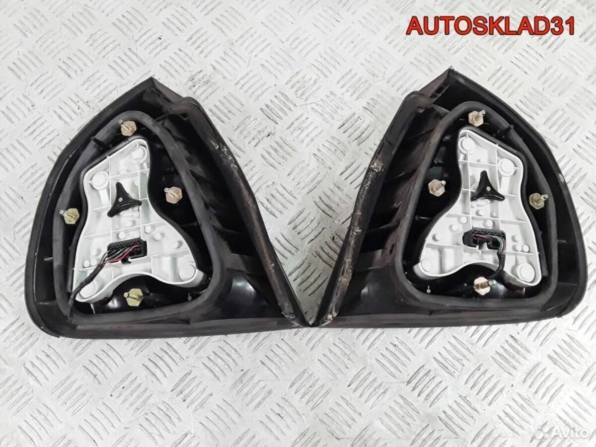 Фонарь задний наружный Mitsubishi Carisma MR179505 - АвтоСклад31.рф - авторазборка контрактные б/у запчасти в г. Белгород