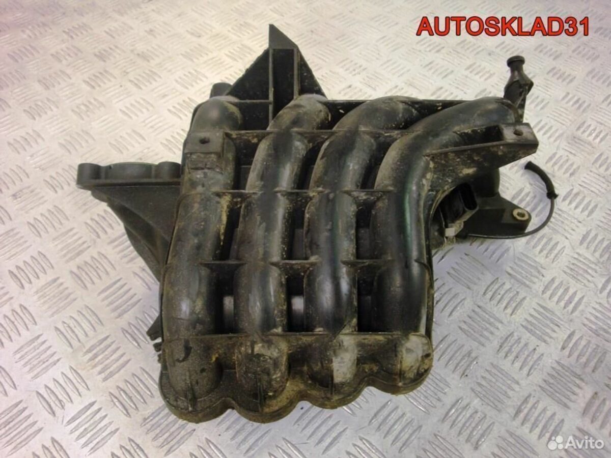 Коллектор впускной Volkswagen Golf 4 036129711AT - АвтоСклад31.рф - авторазборка контрактные б/у запчасти в г. Белгород