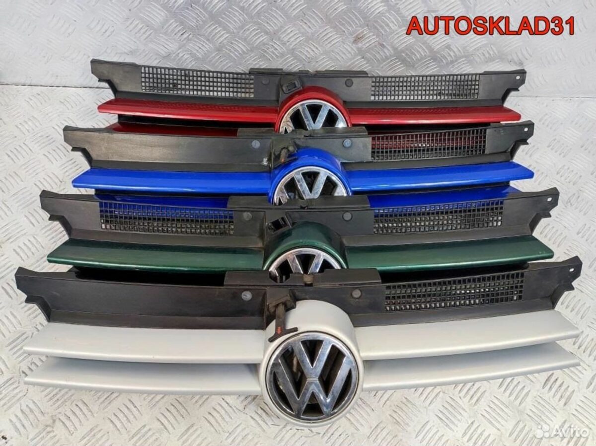 Решетка радиатора Volkswagen Golf 4 1J0853651F - АвтоСклад31.рф - авторазборка контрактные б/у запчасти в г. Белгород