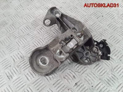 Кронштейн опоры двигателя Audi A4 B 4B0199351A - АвтоСклад31.рф - авторазборка контрактные б/у запчасти в г. Белгород