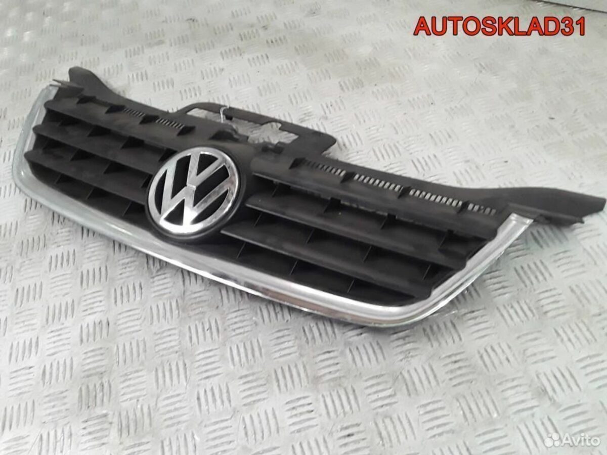 Решетка радиатора Volkswagen Touran 1T0853651 - АвтоСклад31.рф - авторазборка контрактные б/у запчасти в г. Белгород