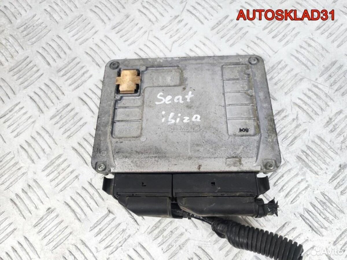 Блок эбу Volkswagen Polo 1,3 AZQ 03E906033P Бензин - АвтоСклад31.рф - авторазборка контрактные б/у запчасти в г. Белгород