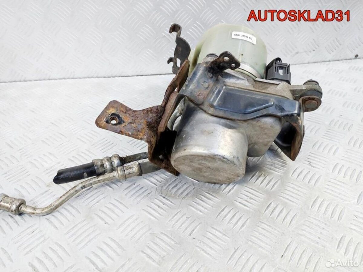 Насос эгур Ford Fusion 5S613K514CC - АвтоСклад31.рф - авторазборка контрактные б/у запчасти в г. Белгород