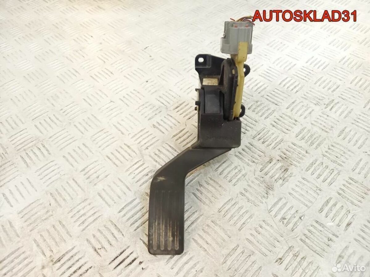 Педаль газа Ford Focus 1 1.8 tdci 2M519F836AD - АвтоСклад31.рф - авторазборка контрактные б/у запчасти в г. Белгород