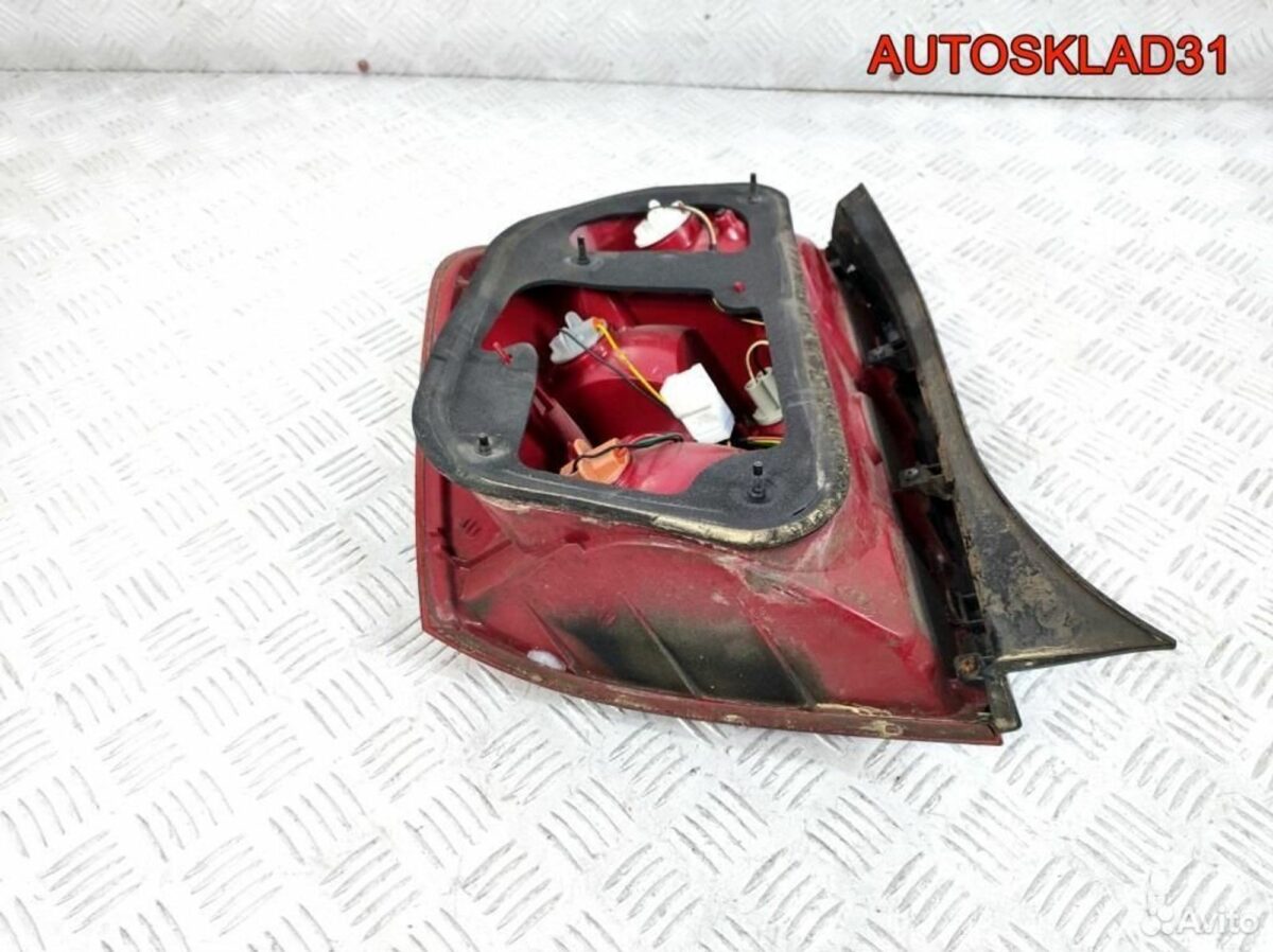 Фонарь задний правый Kia Cerato 924022F210 - АвтоСклад31.рф - авторазборка контрактные б/у запчасти в г. Белгород