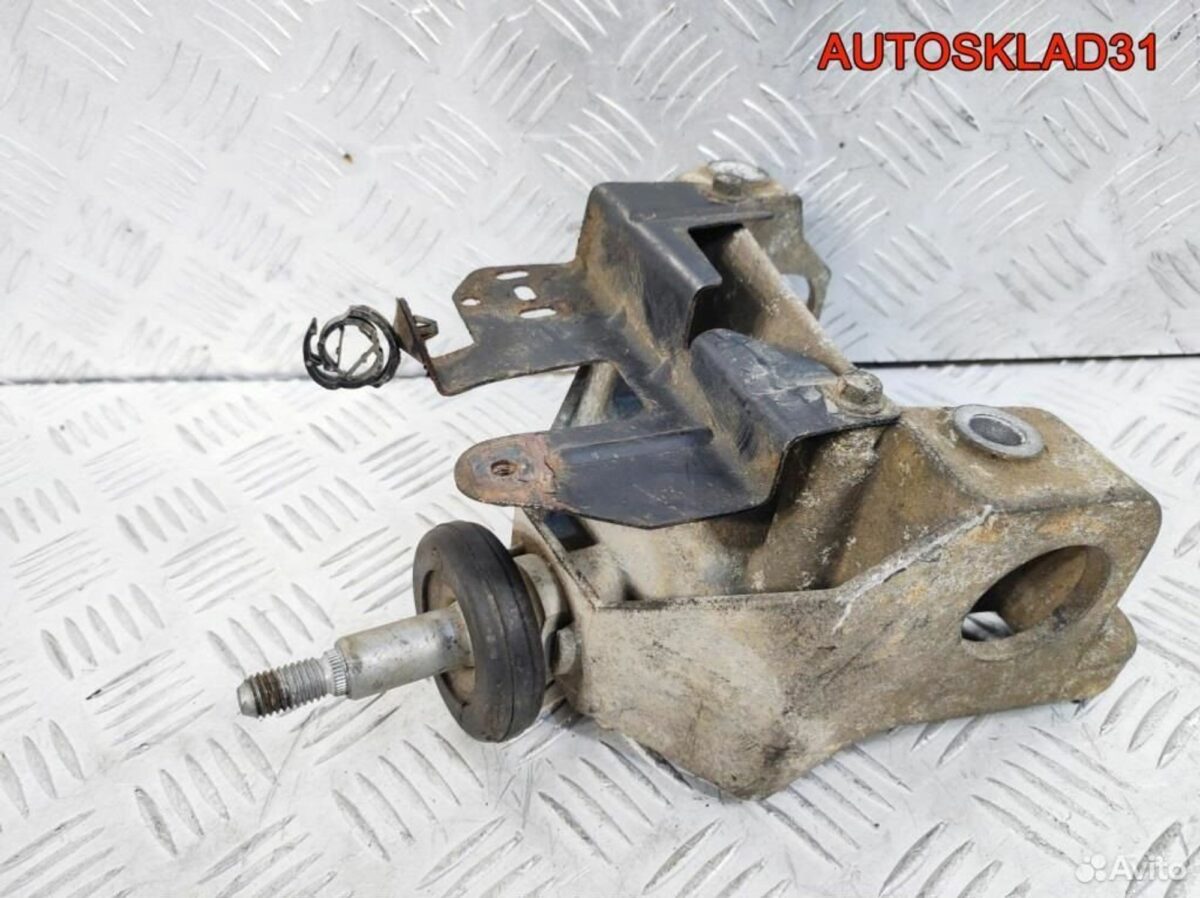 Кронштейн кпп Opel Movano 2,2 G9T 8200027178 - АвтоСклад31.рф - авторазборка контрактные б/у запчасти в г. Белгород