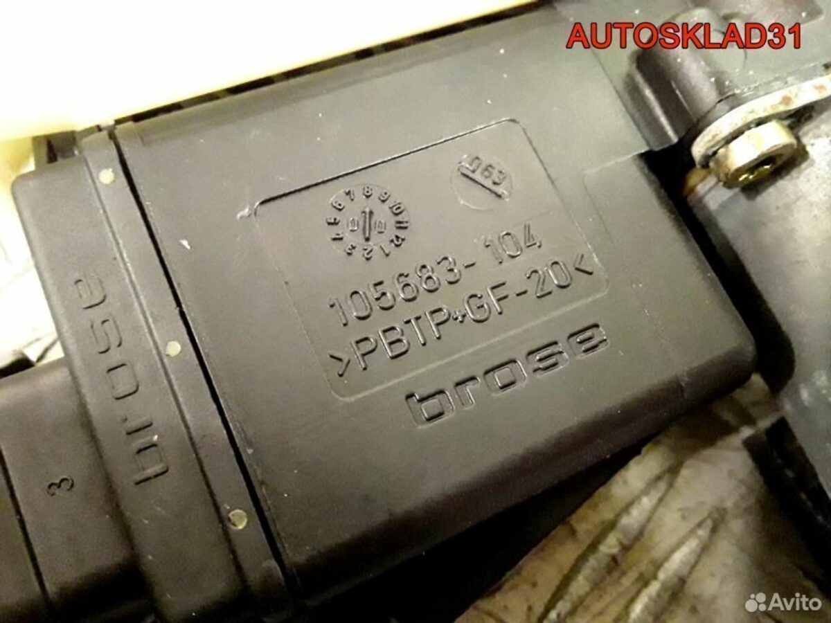 Стеклоподъемник передний правый Mitsubishi Carisma - АвтоСклад31.рф - авторазборка контрактные б/у запчасти в г. Белгород