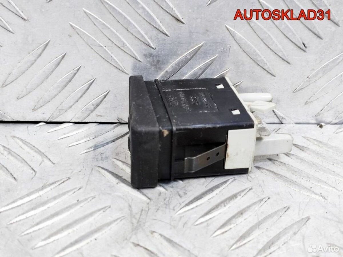 Кнопка корректора фар Audi 80 B4 8A0941301 - АвтоСклад31.рф - авторазборка контрактные б/у запчасти в г. Белгород