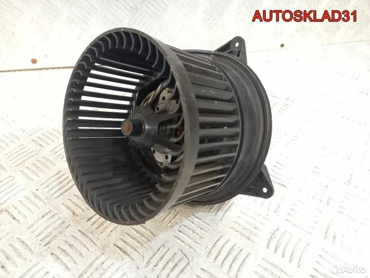 Моторчик отопителя Ford Mondeo 3 XS4H18456AD - АвтоСклад31.рф - авторазборка контрактные б/у запчасти в г. Белгород