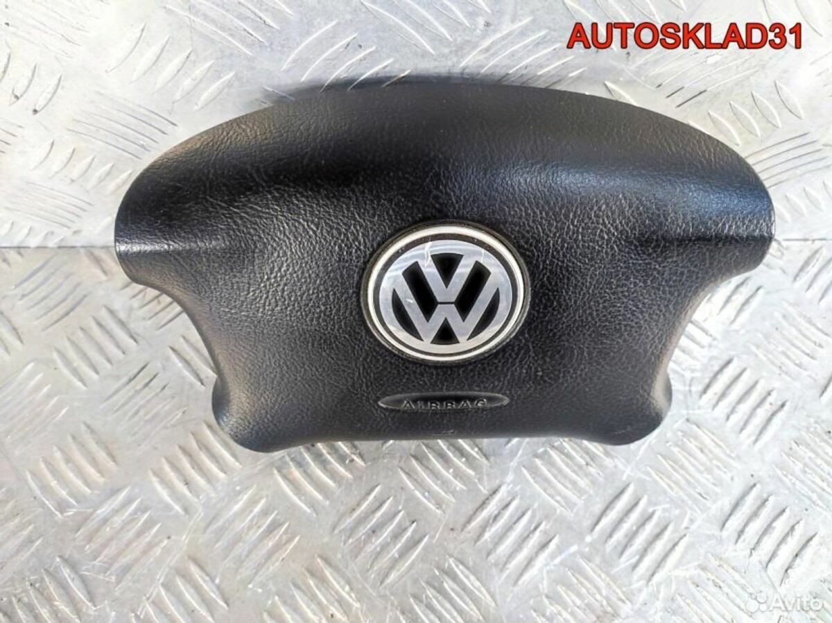 Подушка безопасности водителя VW Sharan 3B0880201A - АвтоСклад31.рф - авторазборка контрактные б/у запчасти в г. Белгород