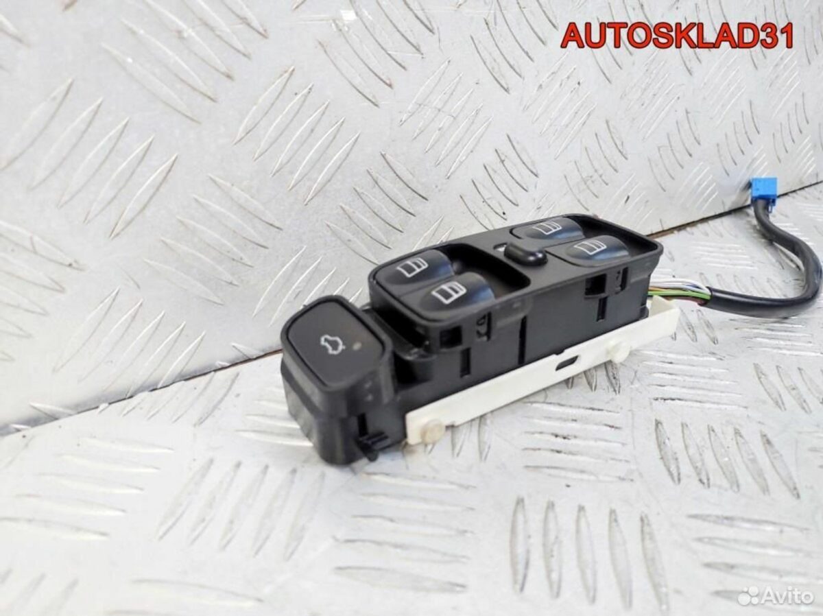 Блок стеклоподъёмников Mercedes W203 A2038200110 - АвтоСклад31.рф - авторазборка контрактные б/у запчасти в г. Белгород