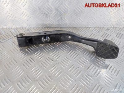 Педаль тормоза МКПП VW Passat B6 1K1721150J - АвтоСклад31.рф - авторазборка контрактные б/у запчасти в г. Белгород