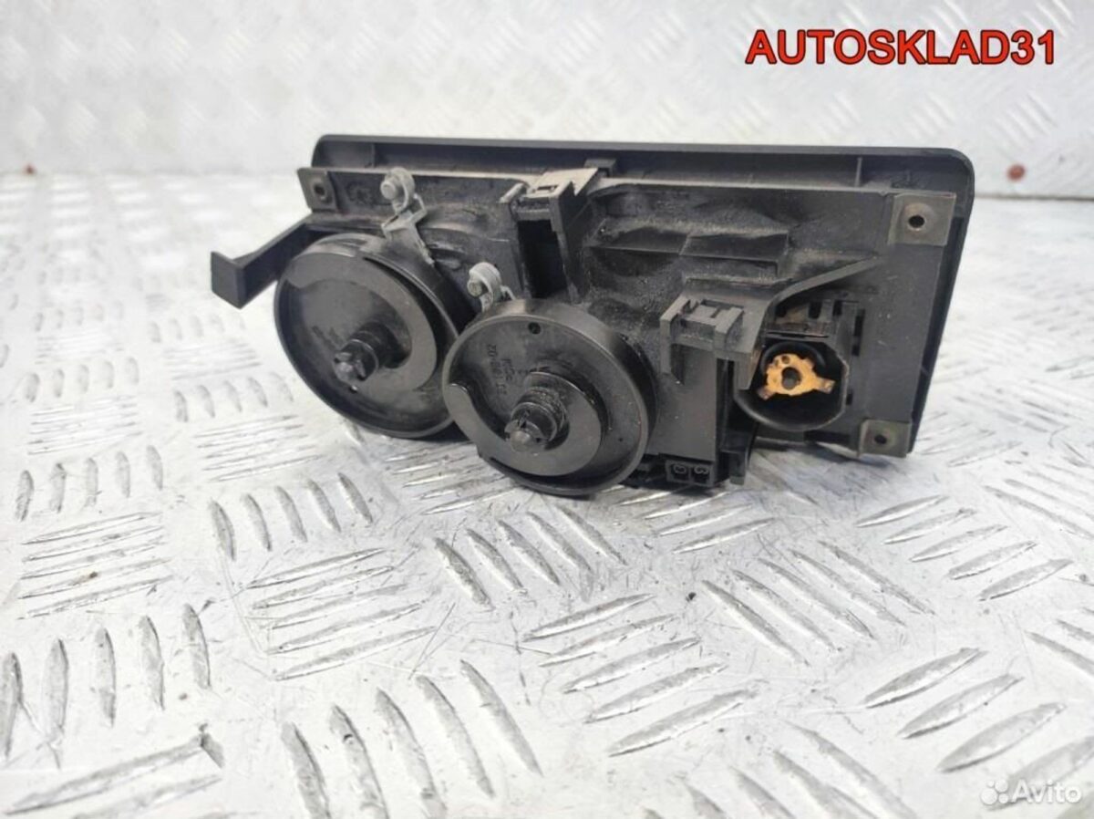 Блок управления отопителем VW Polo 867819045A - АвтоСклад31.рф - авторазборка контрактные б/у запчасти в г. Белгород