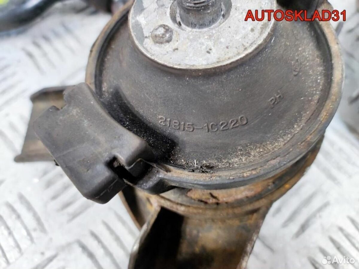 Опора двигателя правая Hyundai Getz 218151C220 - АвтоСклад31.рф - авторазборка контрактные б/у запчасти в г. Белгород