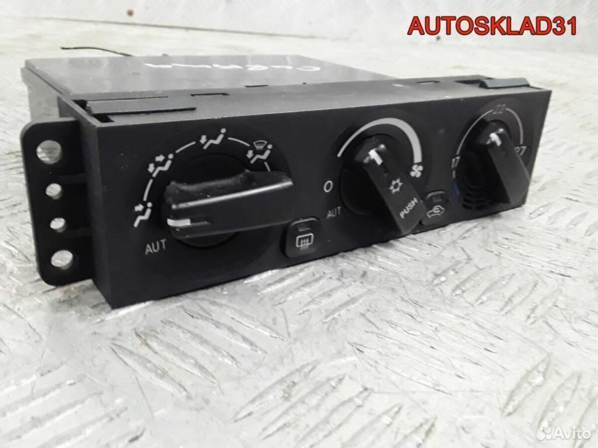 Блок управления печкой Mitsubishi Carisma MR360474 - АвтоСклад31.рф - авторазборка контрактные б/у запчасти в г. Белгород