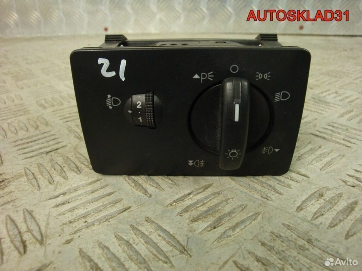 Переключатель света Ford Focus 2 6s6t13a024ca - АвтоСклад31.рф - авторазборка контрактные б/у запчасти в г. Белгород
