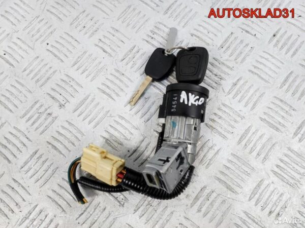 Крыло переднее правое Opel Meriva A 6102344 - АвтоСклад31.рф - авторазборка контрактные б/у запчасти в г. Белгород