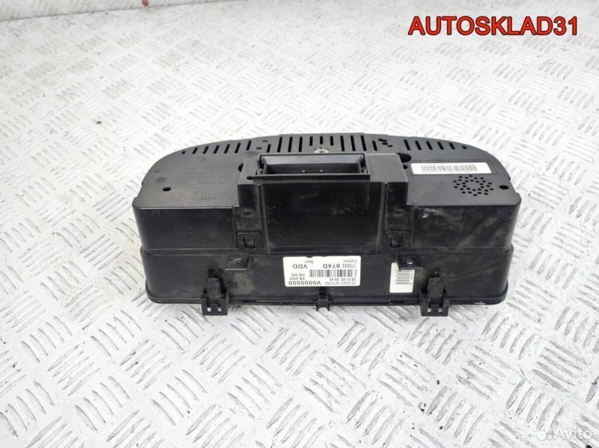 Панель приборов VW Touran 1T0920874D Дизель - АвтоСклад31.рф - авторазборка контрактные б/у запчасти в г. Белгород