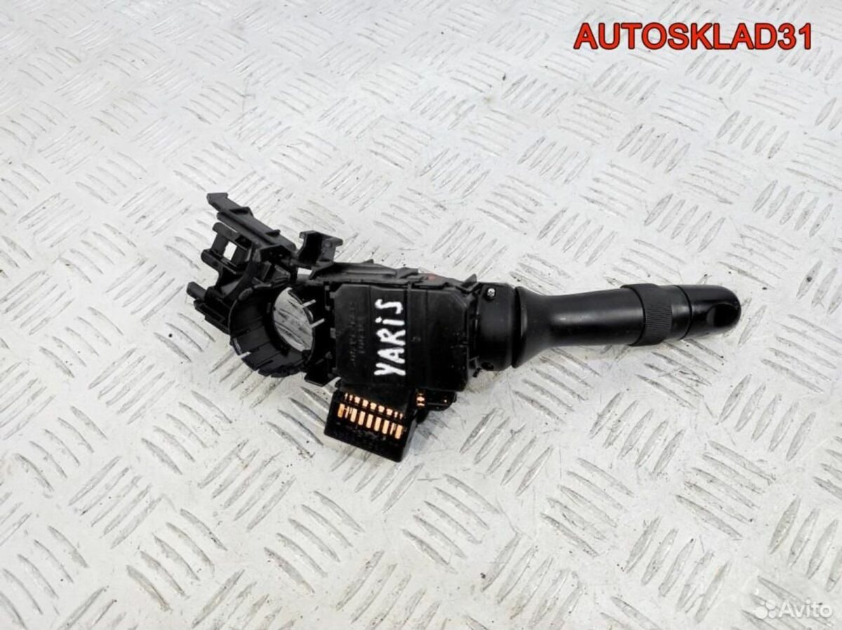 Переключатель поворотов Toyota Yaris - АвтоСклад31.рф - авторазборка контрактные б/у запчасти в г. Белгород