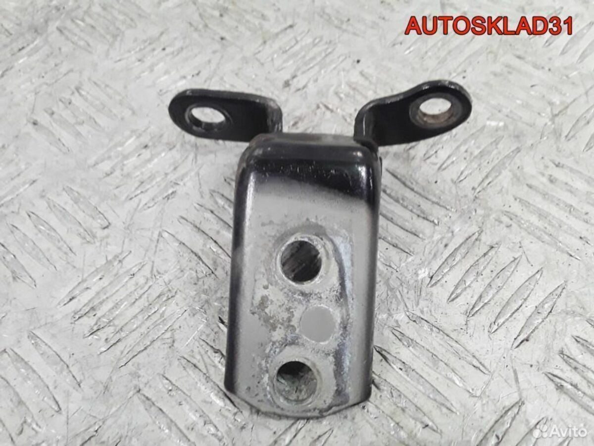 Петля двери передней правой верхняя Toyota Corolla - АвтоСклад31.рф - авторазборка контрактные б/у запчасти в г. Белгород