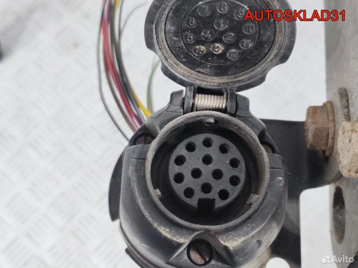 Фаркоп Subaru Forester S12 105ESC000 - АвтоСклад31.рф - авторазборка контрактные б/у запчасти в г. Белгород