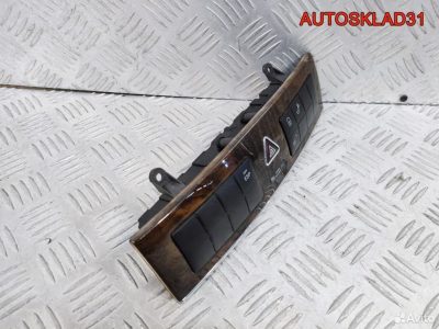 Блок кнопок Mercedes Benz W203 A2038212881 - АвтоСклад31.рф - авторазборка контрактные б/у запчасти в г. Белгород